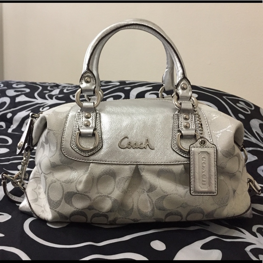 SOLD Like New Coach Handbag